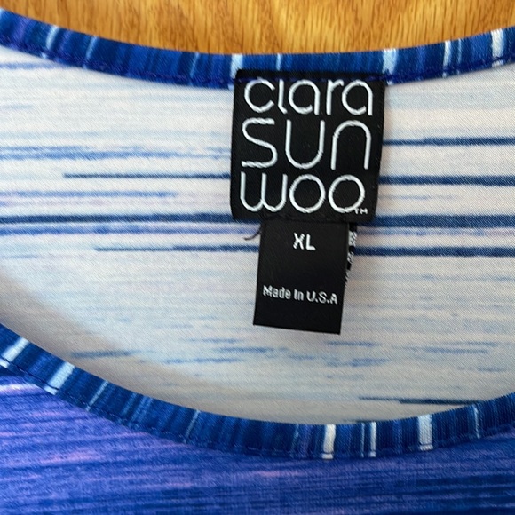 Asymmetrical, tunic top - Picture 2 of 4